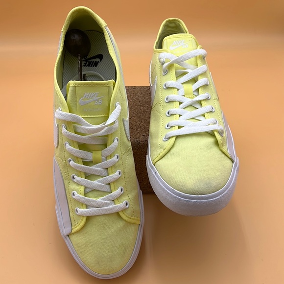 Nike SB BLZR Court Size 11.5 Yellow/White - Picture 7 of 12